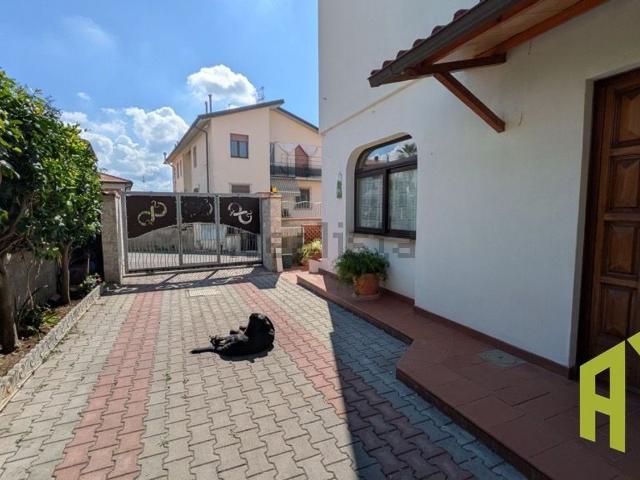 Casa in vendita a Rosignano Solvay, Rosignano Marittimo