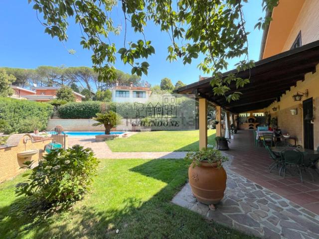 Casa in vendita a Roma Capitale, Lazio