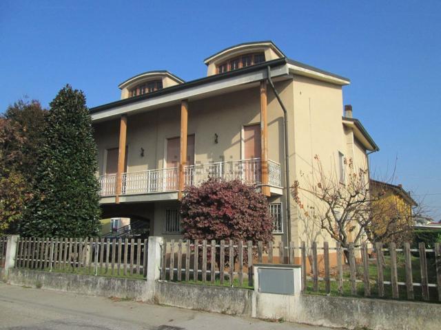 Casa in vendita a Casalmaggiore, Lombardia