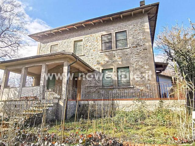 Casa in vendita a Ponte Buriano, Palazzo Del Pero