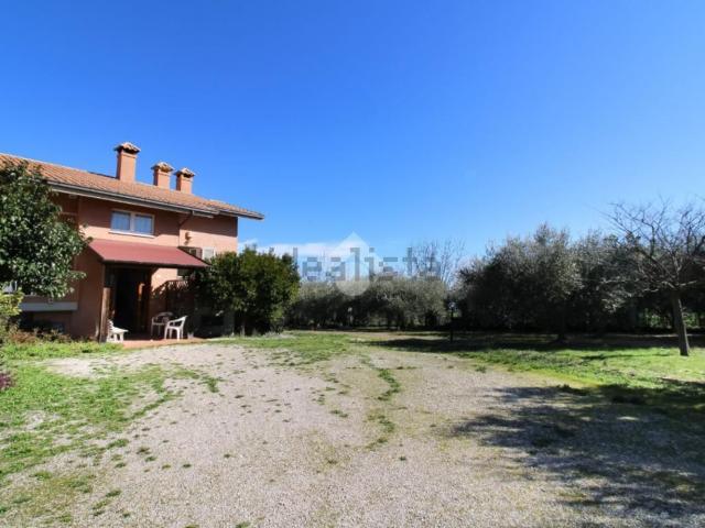 Casa in vendita a Il Molino, Marche
