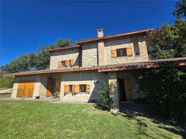 Casa in vendita a Monte Bagnolo I, Cenerente