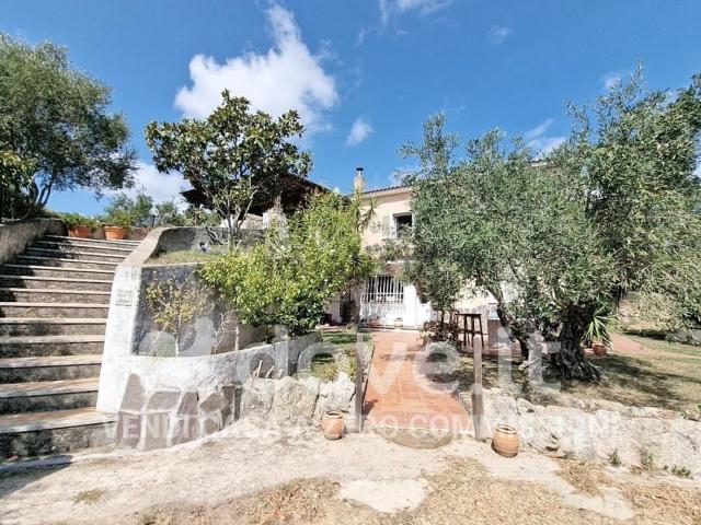 Casa in vendita a Alzachèna/Arzachena, Arzachena