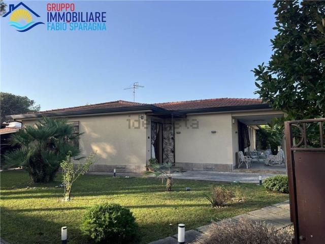 Casa in vendita a Baia Domizia, Sessa Aurunca