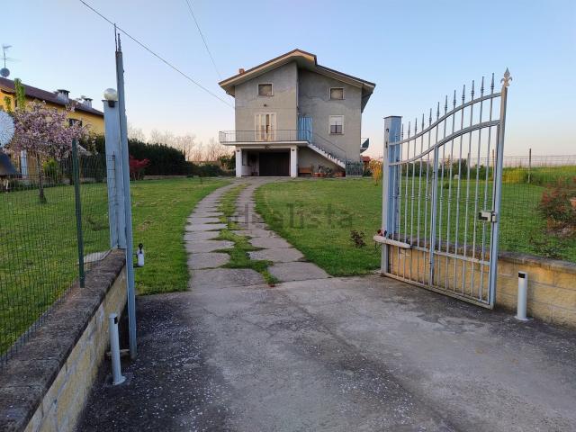 Casa in vendita a Piemonte, Alessandria