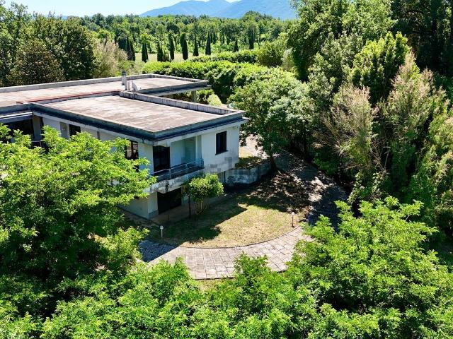 Casa in vendita a Patrica, Lazio