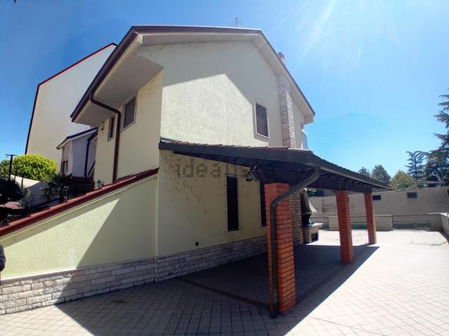 Casa in vendita a Vigevano, Lombardia