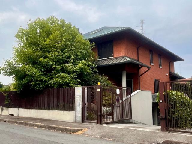 Casa in vendita a Torrion Quartara, Piemonte