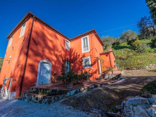 Casa in vendita a Massarosa, Toscana