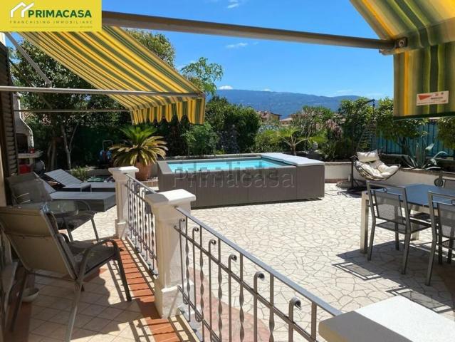 Casa in vendita a Comunità Montana Parco Alto Garda bresciano, Toscolano Maderno