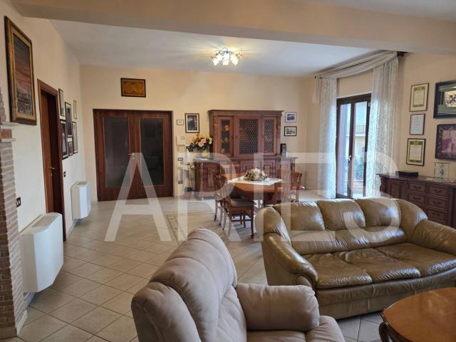Casa in vendita a Sonnino, Lazio