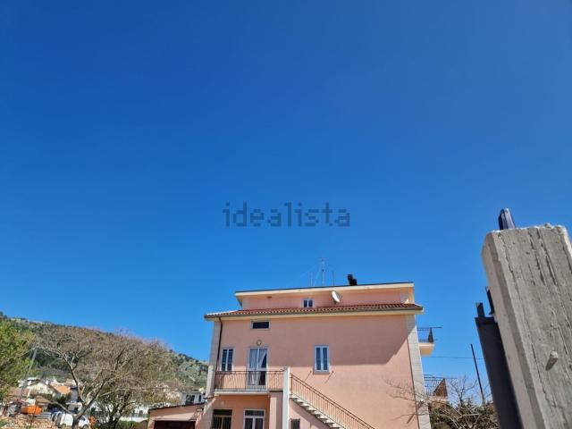 Casa in vendita a San Giovanni Rotondo, Foggia