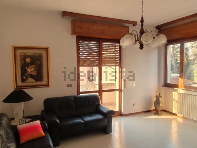 Casa in vendita a Carobbio Degli Angeli, Lombardia