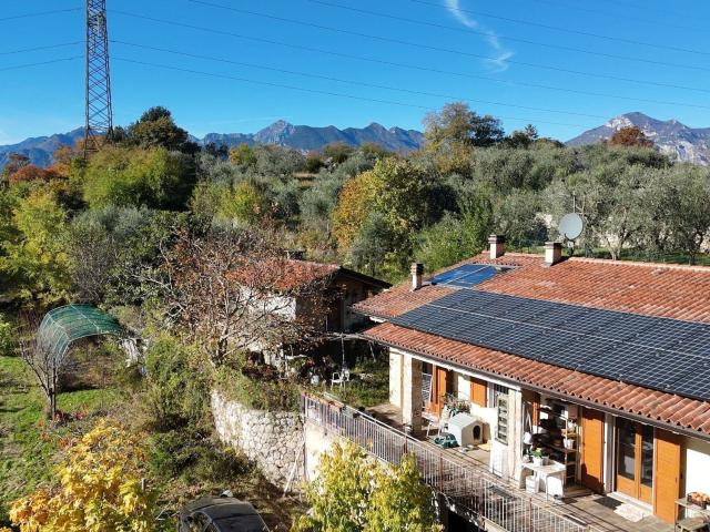 Casa in vendita a Malcesine, Veneto