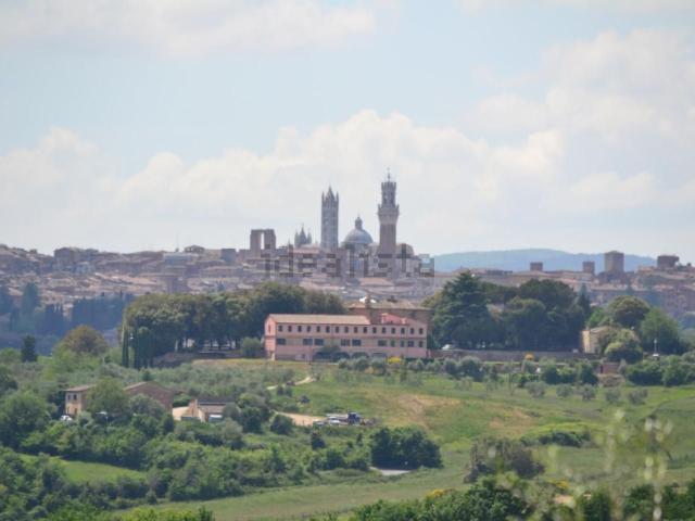 Casa in vendita a Due Ponti, Siena