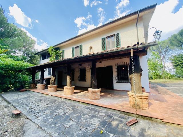 Casa in vendita a San Salvatore, Montecarlo