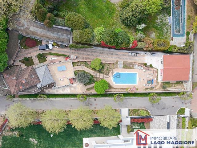 Casa in vendita a Biumo Superiore, Varese