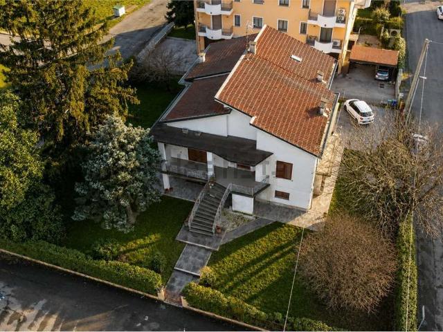Casa in vendita a Castellina San Pietro, Soragna