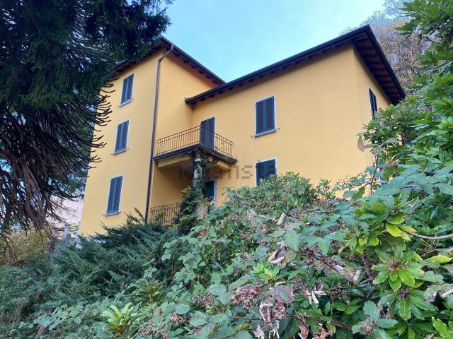 Casa in vendita a Riva di Lemna, Faggeto Lario