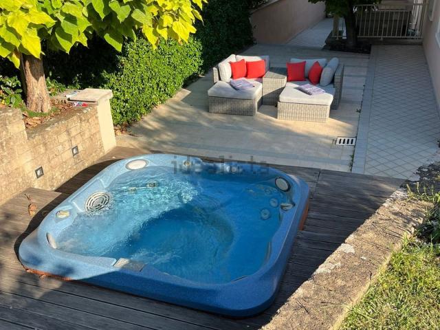 Casa in vendita a Montecatini Alto, Montecatini Terme