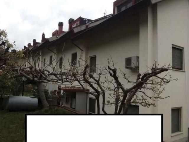 Casa in vendita a Brecciarolo, Marche