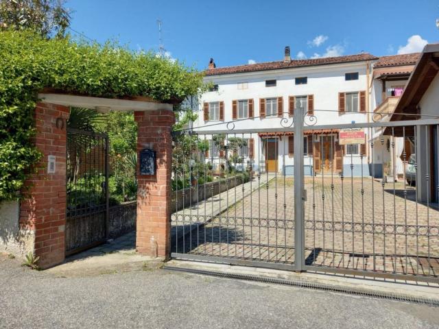 Casa in vendita a Piemonte, Alessandria