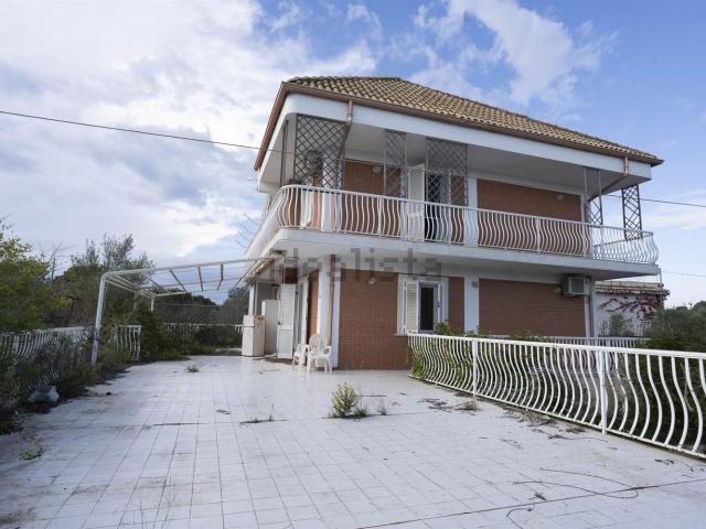 Casa in vendita a Pozzallo, Sicilia