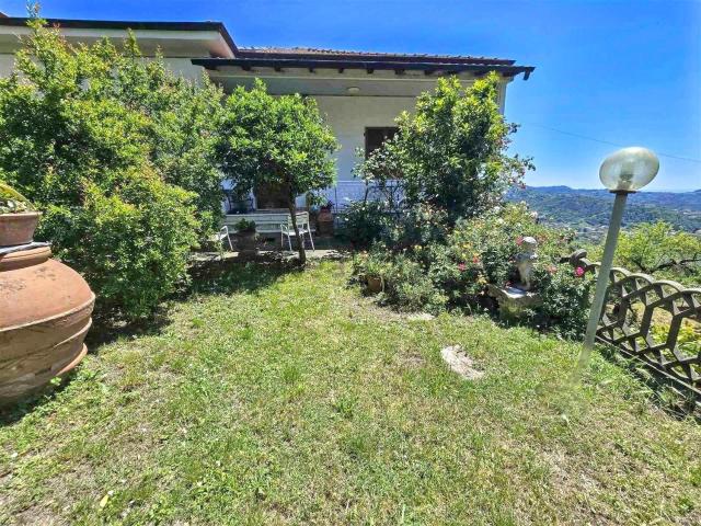 Casa in vendita a Vezzano Inferiore, Vezzano Ligure