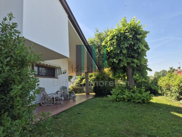Casa in vendita a Rivignano Teor / Rivignan Teôr, Friuli-Venezia Giulia