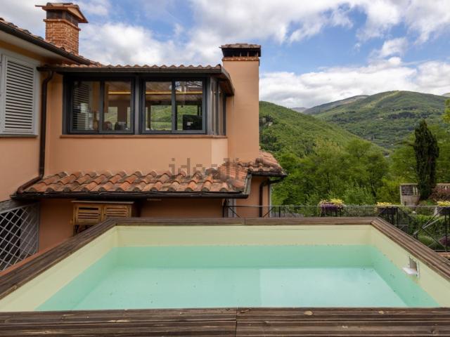 Casa in vendita a Unione di Comuni Valdarno e Valdisieve, Londa