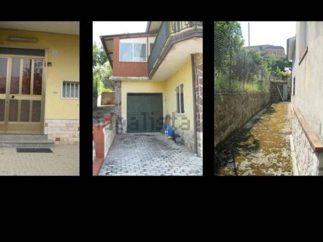 Casa in vendita a Roccabascerana, Campania