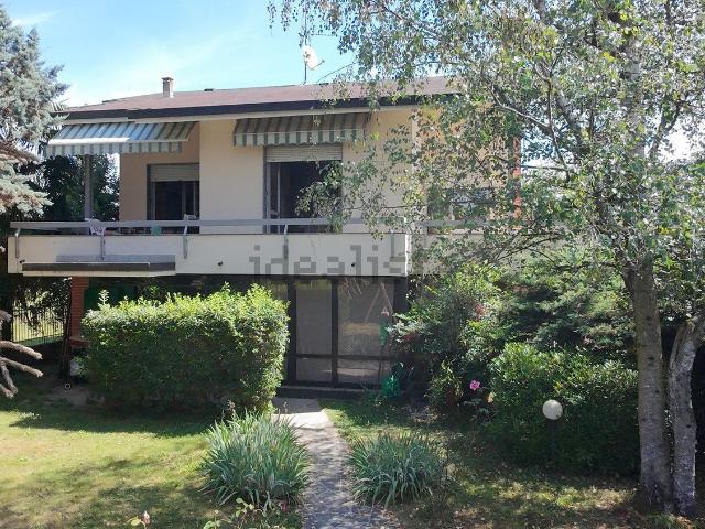 Casa in vendita a Santa Croce di Borgomanero, Piemonte