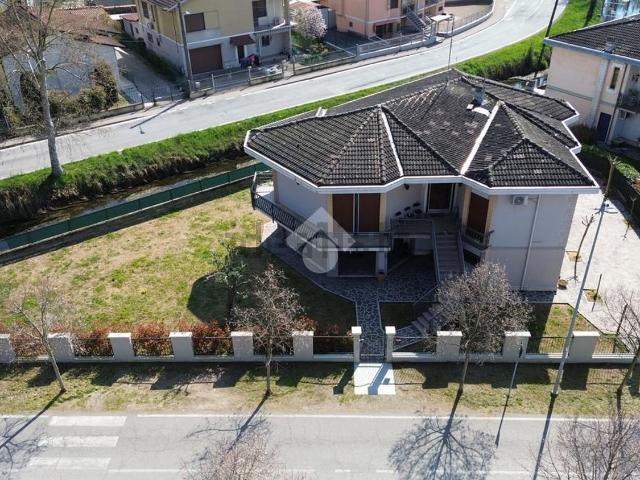 Casa in vendita a Marmirolo, Lombardia