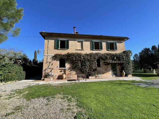 Casa in vendita a Asciano, Toscana