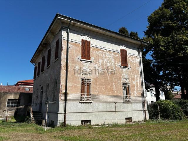 Casa in vendita a Calderina-Serraglio, Pegognaga