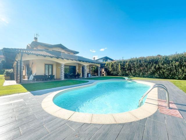 Casa in vendita a Brovello-Carpugnino, Piemonte