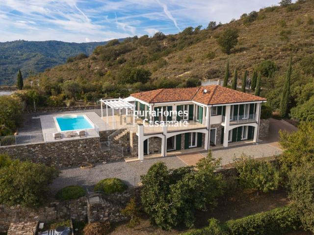 Casa in vendita a Costa Carnara, Dolcedo