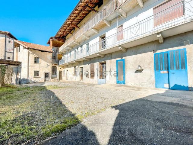 Casa in vendita a Piemonte, Novara