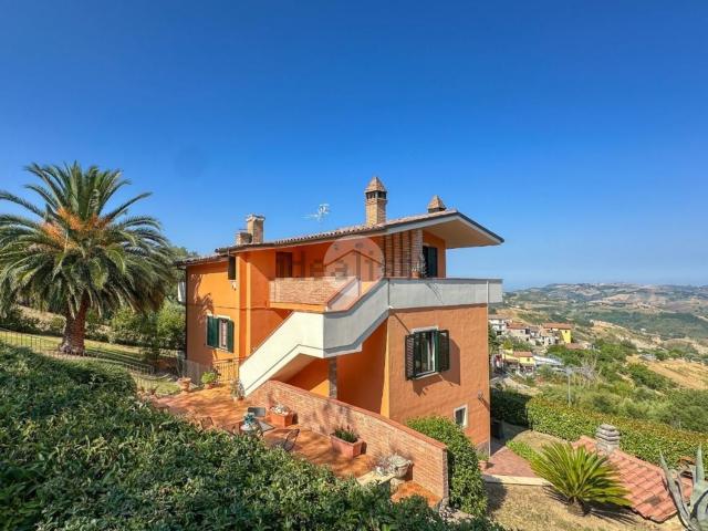 Casa in vendita a Villa Romita, Teramo