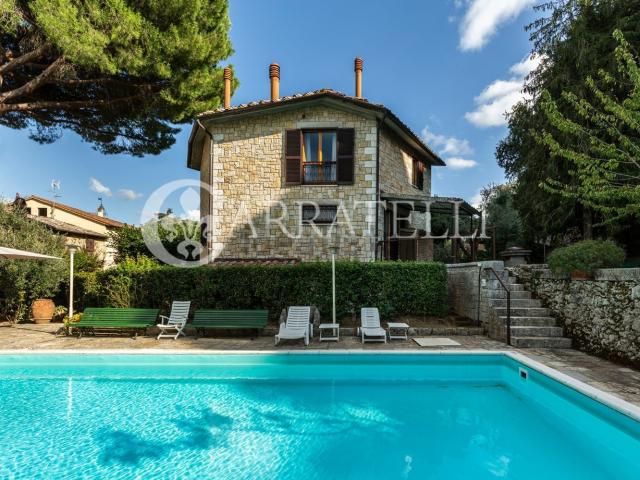 Casa in vendita a Cetona, Toscana
