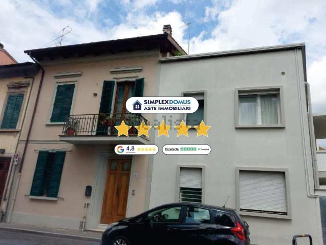 Casa in vendita a Quadrante Europa - Stazione, Prato