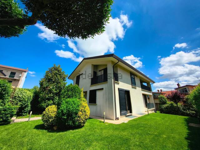 Casa in vendita a Nusco, Campania