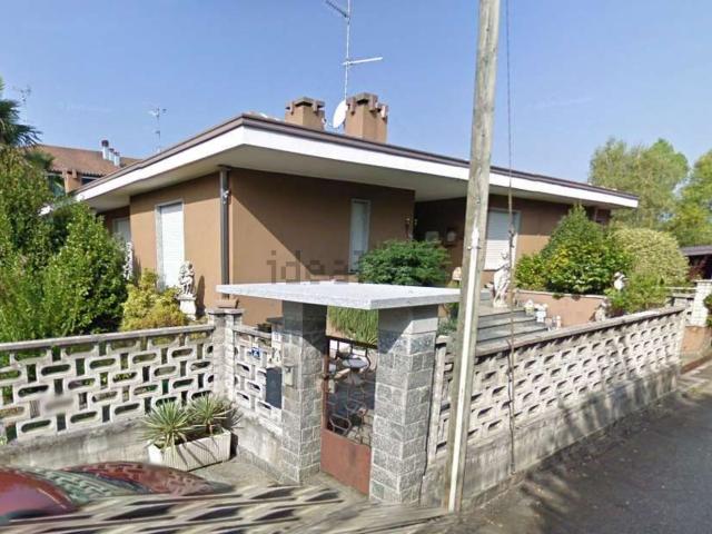 Casa in vendita a Santa Croce di Borgomanero, Piemonte