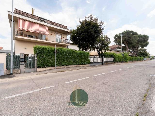 Casa in vendita a Bettolino, Pogliano Milanese
