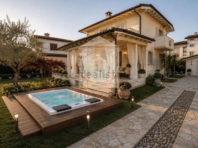 Casa in vendita a Tonfano, Toscana