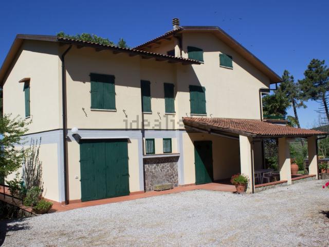 Casa in vendita a Lamporecchio, Toscana