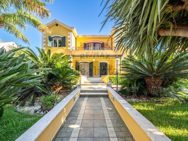 Casa in vendita a Piraineto, Carini