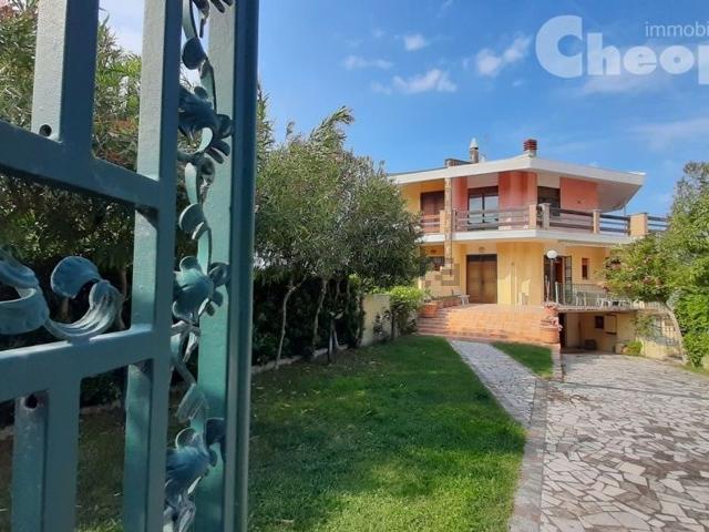 Casa in vendita a Francavilla Al Mare, Abruzzo