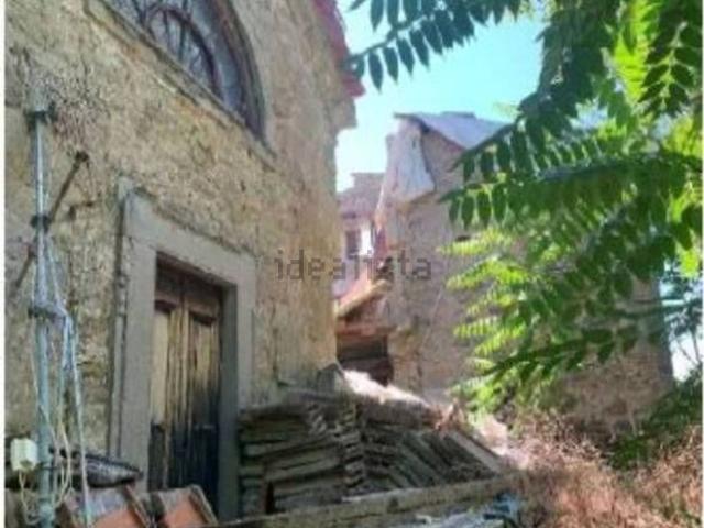 Casa in vendita a Poppi, Toscana