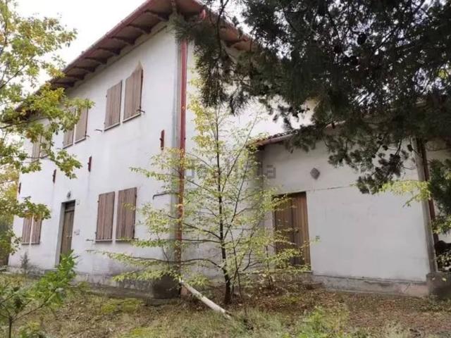Casa in vendita a Tufo, Marche